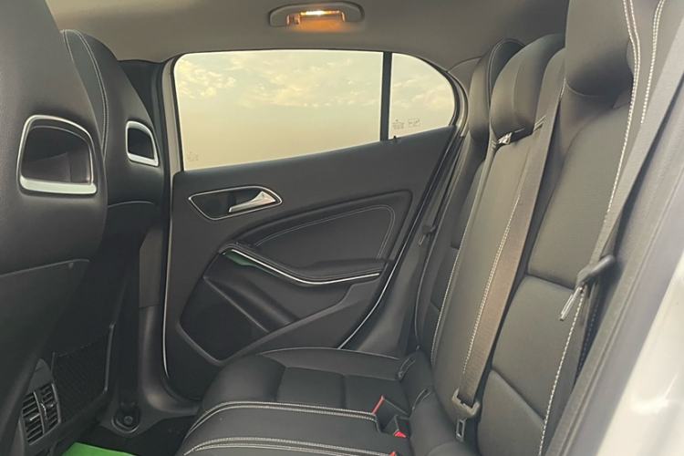 Used Mercedes-Benz GLA 2017 GLA 200 Fashion Model
