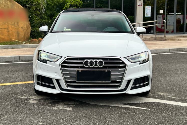 Used Audi A3 2020 Limousine 35 TFSI Fashion Edition China VI Emission Standard