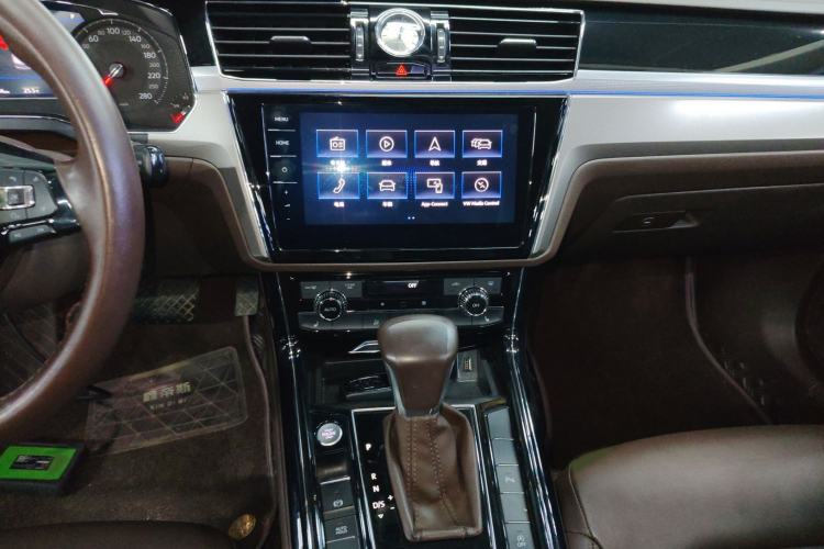 Used Volkswagen Phideon 2021 380TSI Luxury Edition
