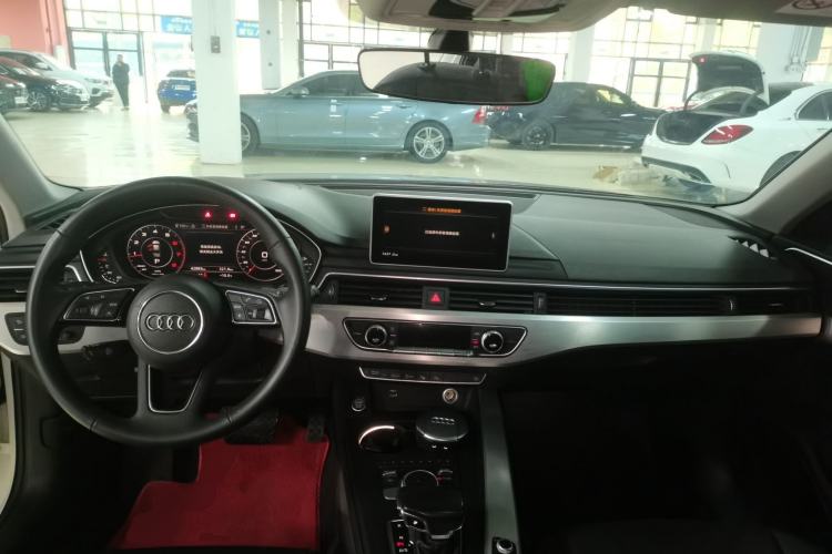 Used Audi A4L 2019 40 TFSI Fashion Edition China VI Emission Standard
