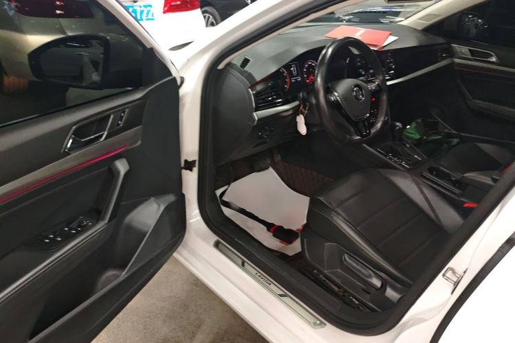 Used Volkswagen Lavida 2019 1.5L Automatic Comfort Edition China VI Standard