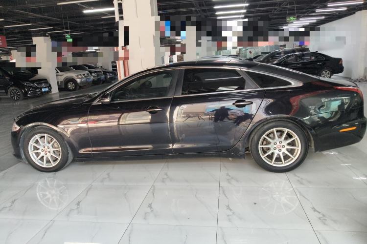 Used Jaguar XJ 2014 XJL 2.0T Two-Wheel-Drive Elegant Business Edition
