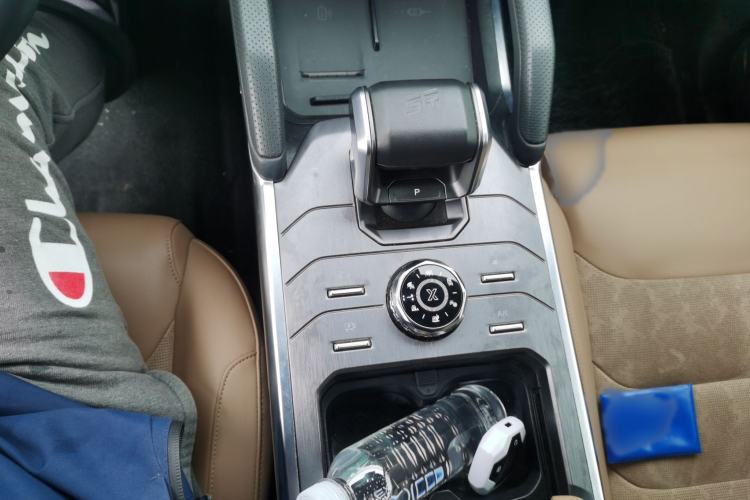 Used JETOUR Traveler 2023 2.0T All-Wheel Drive CrossPRO+
