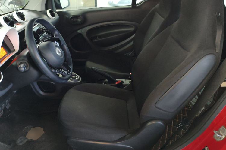 Used  fortwo 2018 1.0L 52kW Hardtop Dynamic Version China V
