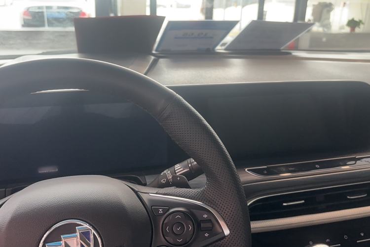 Used Buick GL8 2021 ES Landtrek 653T Comfort Edition
