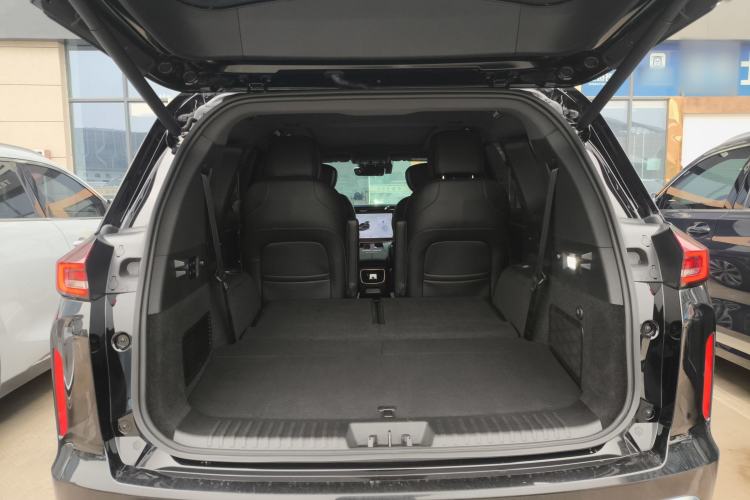 Used  Lanyue 2024 International Edition 400T Four-Wheel Drive Star Prestige 6-Seater
