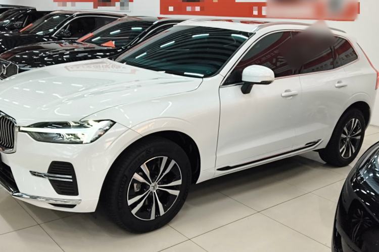 Used Volvo XC60 2023 B5 4x4 Smart Luxury Edition
