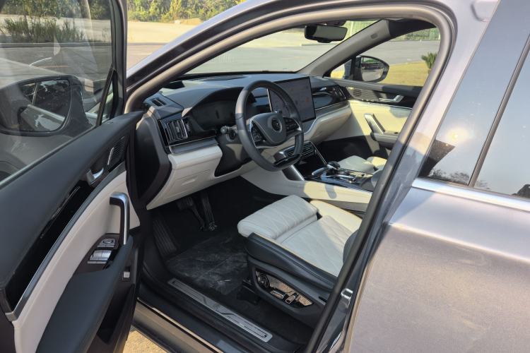 Used BYD Tang New Energy 2022 EV 600KM Luxury Model
