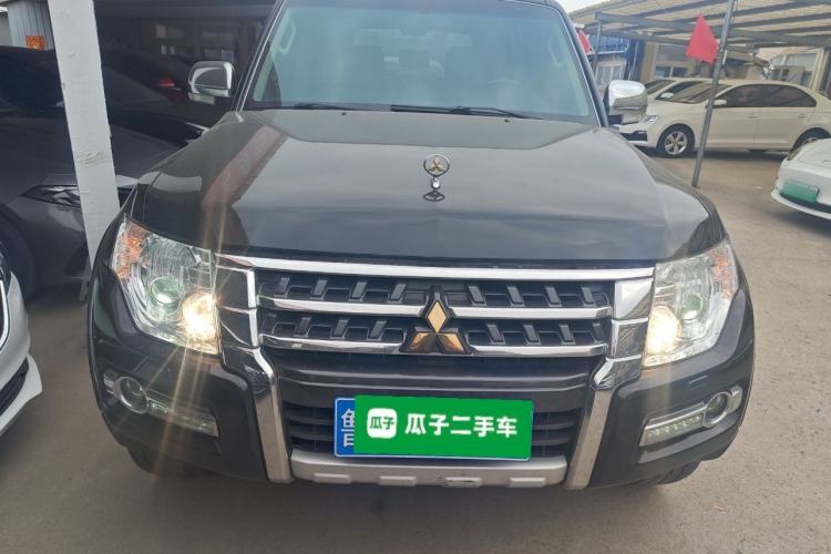 Used Mitsubishi Pajero (Parallel Import) 2019 V97 3.8L 5-Door GLS Middle East Edition
