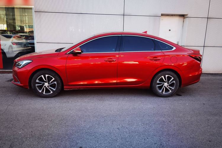 Used Changan Eado 2018 High-Energy Edition 1.6L GDI Manual Pioneer Model China V Standard
