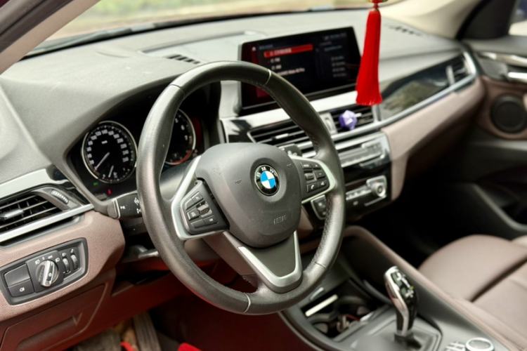 Used BMW X1 2020 sDrive25Li Leading Model
