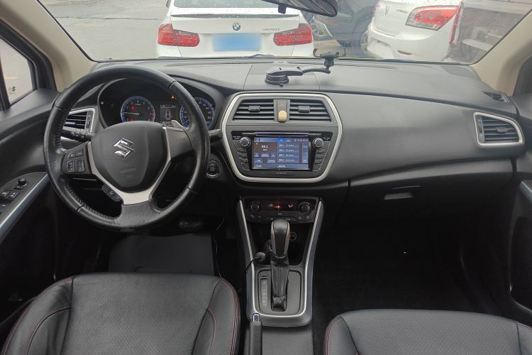 Used Suzuki S-Cross 2014 1.6L CVT Two-Wheel Drive Elite Version
