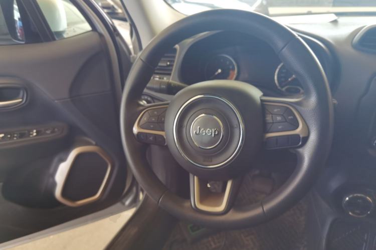 Used  Renegade 2016 1.4T Automatic Jingneng Version+
