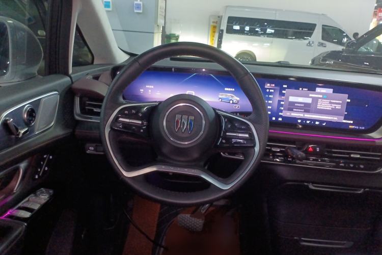 Used Buick Century 2023 2.0T Six-Seater Yinshi Edition
