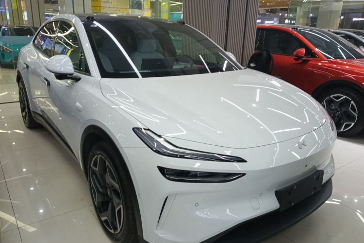 Used ONVO L60 2024 60 kWh Rear-Drive Version
