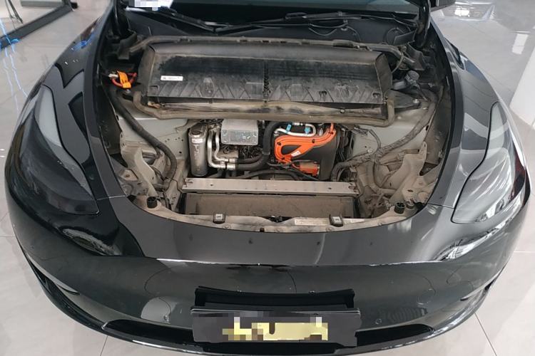 Used Tesla Model Y 2021 Long-Range All-Wheel-Drive Version 3D7
