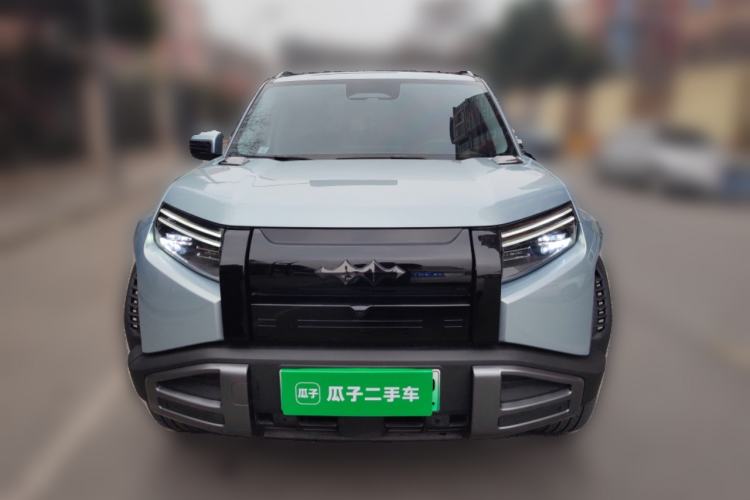 Used  Titanium 3 2025 501 km All-Wheel Drive Intelligent Driving Max Edition