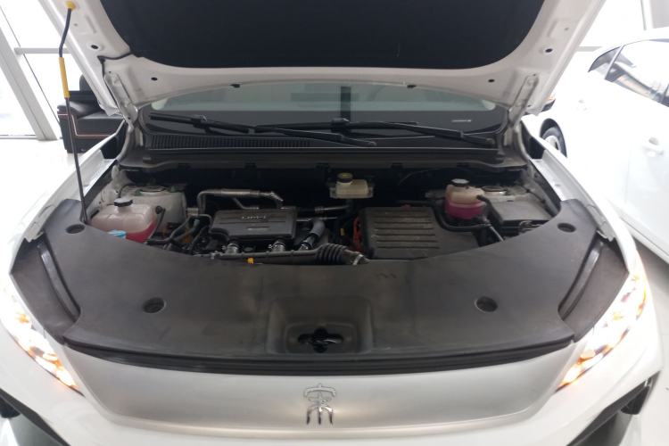 Used BYD Song Pro New Energy 2024 HONOR Edition DM-i 71KM Navigation Model
