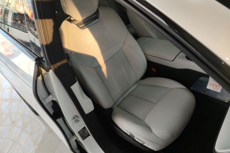 Used XPeng G6 2023 580 Long-Range Pro