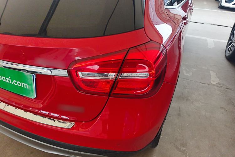 Used Mercedes-Benz GLA 2015 GLA 220 4MATIC Fashion Model