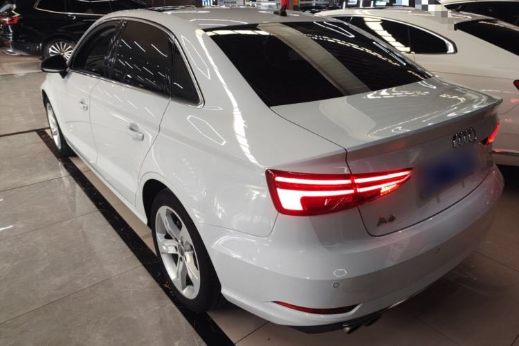Used Audi A3 2020 Restyled Limousine 35 TFSI Ambition Version China VI
