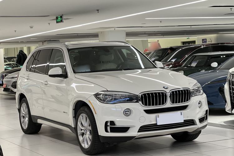 Used BMW X5 2014 xDrive35i Gasoline 7-seater U.S. specification model
