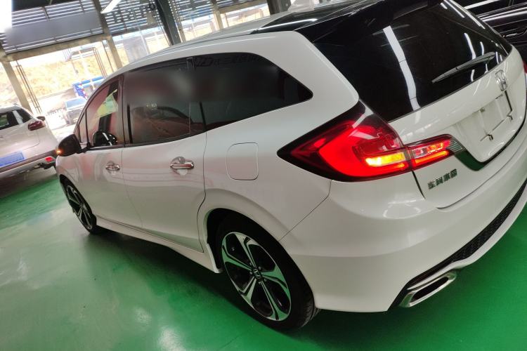 Used Honda Jade 2017 210 TURBO CVT Luxury Edition 5 Seats