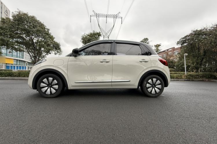 Used Wuling Bingo 2024 333 km Enjoyment Version
