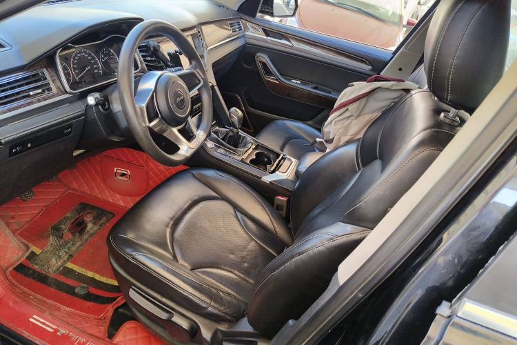 Used Zotye Domy X7 2017 1.8T Manual Luxury Model
