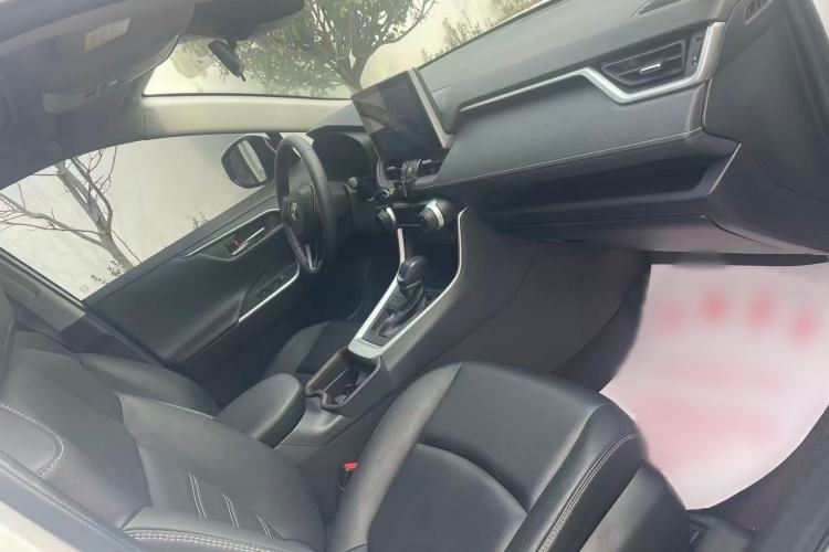 Used Toyota RAV4 2021 2.0L CVT Two-Wheel Drive Fashion PLUS Edition
