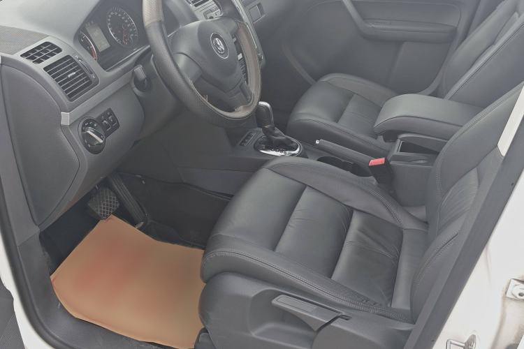 Used Volkswagen Touran 2013 1.4T DSG Comfort Edition 5-Seater
