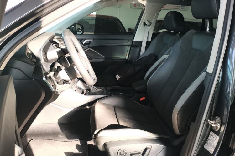 Used Audi Q3 2022 35 TFSI Fashion Dynamic Model