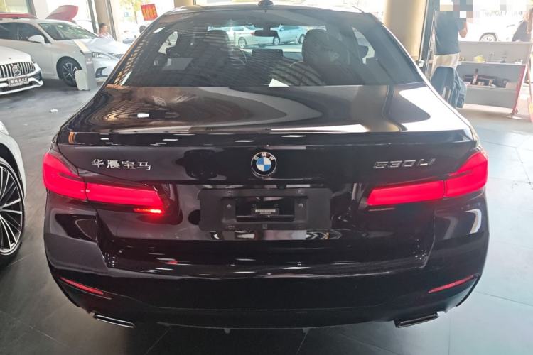 Used BMW 5 Series 2022 Restyled 525Li M Sport Package
