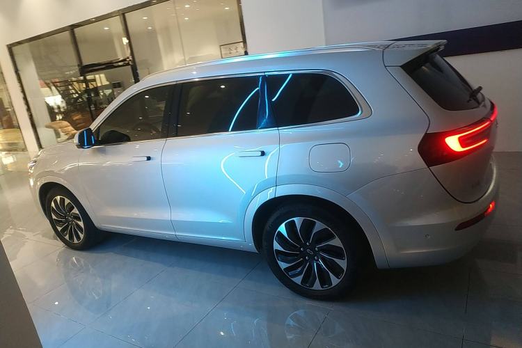 Used Hima AITO M7 2024 1.5T Rear-Drive Plus Version 6 Seats