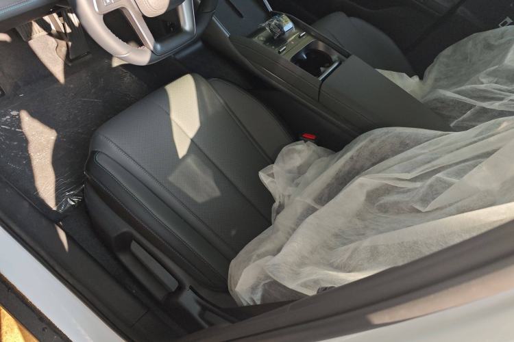 Used BYD Qin L 2025 DM-i Smart Drive 80KM Leading Model
