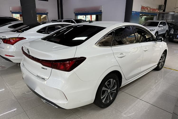 Used Changan Eado 2022 PLUS Blue Whale NE 1.4T GDI DCT Prestige Edition
