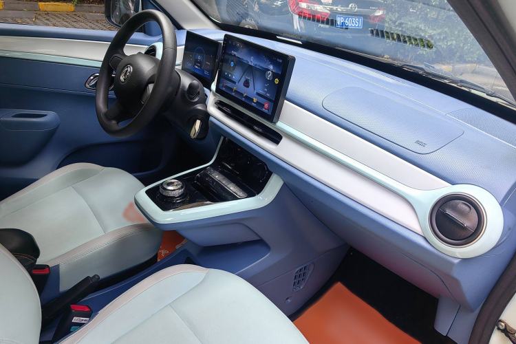 Used Dongfeng NAMMI BOX 2022 Light Wind Edition 201KM Lightning Model
