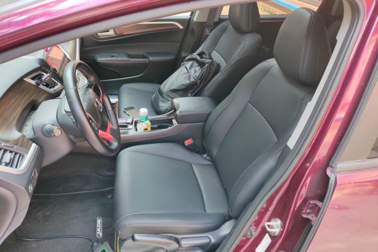 Used Honda Jade 2017 1.8L automatic Comfort version 5 seats