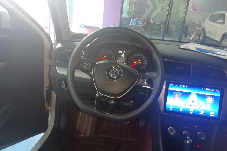 Used Volkswagen Lavida 2017 1.6L Automatic Fashion Edition
