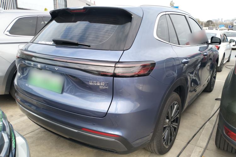 Used Geely Galaxy Galaxy Xingjian 7 EM-i 2025 120km Flagship Edition
