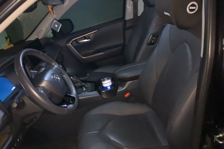 Used Toyota Wildlander 2022 2.0L CVT Four-Wheel Drive Premium Edition