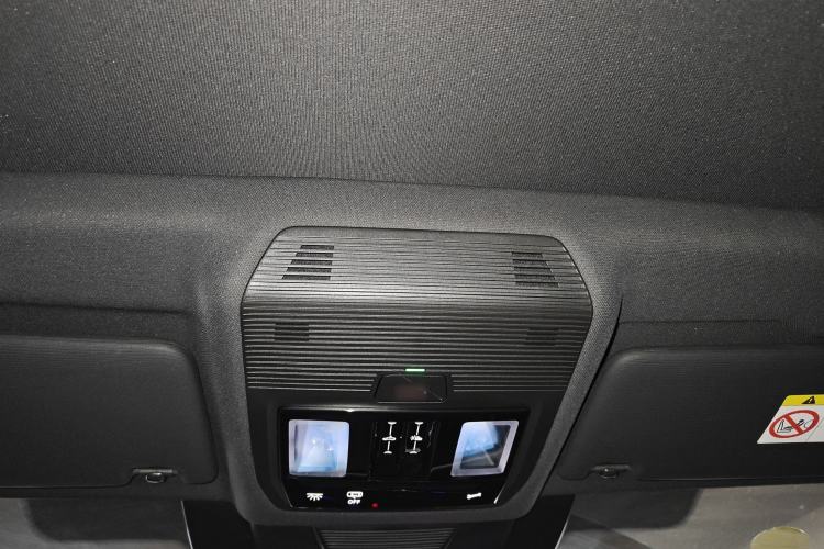 Used Volkswagen Tiguan L 2024 PRO 380TSI Four-Wheel Drive R-Line Prestige Edition
