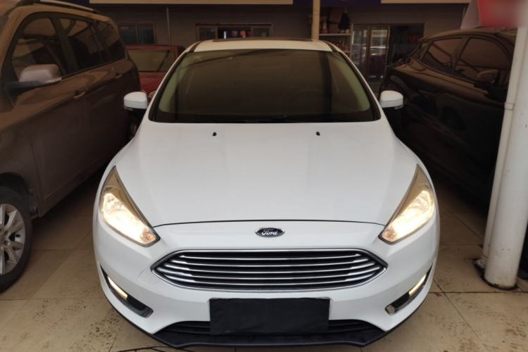 Used Ford Focus 2017 Sedan 1.6L Automatic Fashion Edition Smart Drive Version
