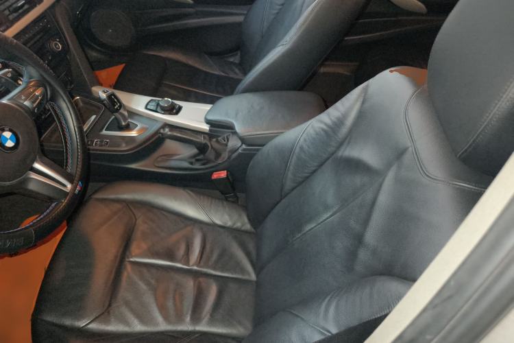 Used BMW 3 Series 2014 320i Sport Edition
