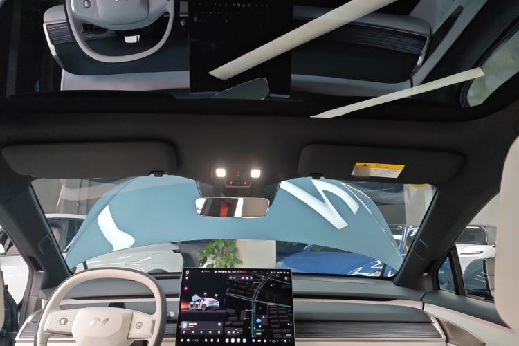 Used ONVO L60 2024 60 kWh Rear-Drive Version
