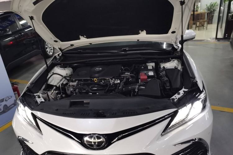Used Toyota Camry 2021 2.0G Luxury Edition

