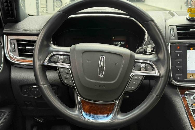 Used Lincoln Continental 2018 2.0T Two-Wheel Drive Deluxe Edition