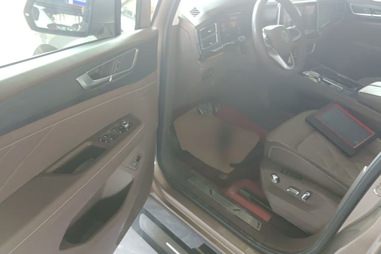 Used Volkswagen Viloran 2022 380TSI Prestige Edition
