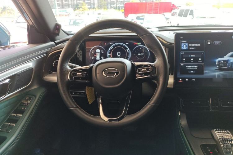 Used GAC Trumpchi GS8 2022 Dual-Engine Series 2.0TM Two-Wheel Drive Prestige Edition (7 Seats)