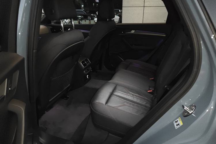 Used Audi Q5L Sportback 2022 Restyled 40 TFSI RS Kit Performance Version